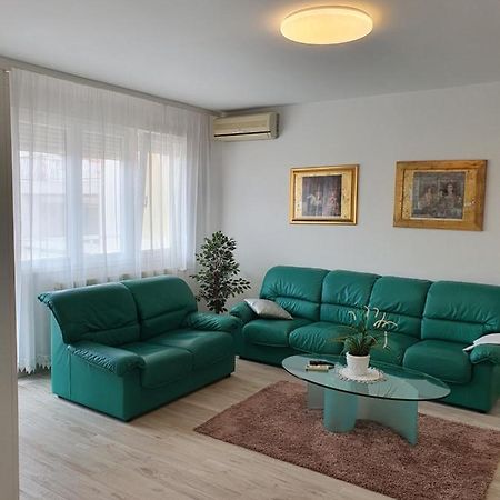 Apartment Tina Сплит Екстериор снимка