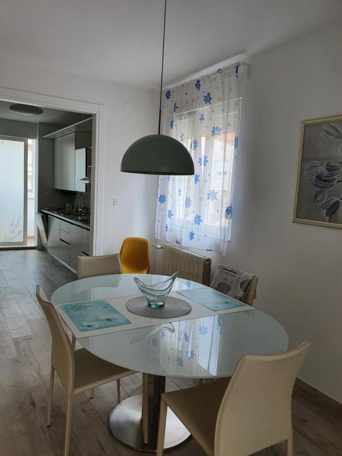 Apartment Tina Сплит Екстериор снимка